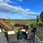 Orman Evi Entire 2nd Floor Of With 3bedroom With Large Garden,bbq,pool,sauna,free Parking *