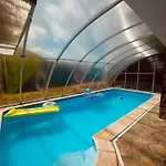 Entire 2nd Floor Of With 3bedroom With Large Garden,bbq,pool,sauna,free Parking Orman Evi Popovičky